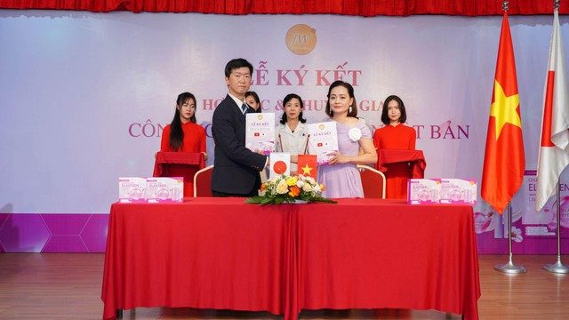 JW Việt Nam ký kết hợp tác và chuyển giao công nghệ làm đẹp từ Nhật Bản - Ảnh 1. JW Việt Nam ký kết hợp tác và chuyển giao công nghệ làm đẹp từ Nhật Bản - Ảnh 1.