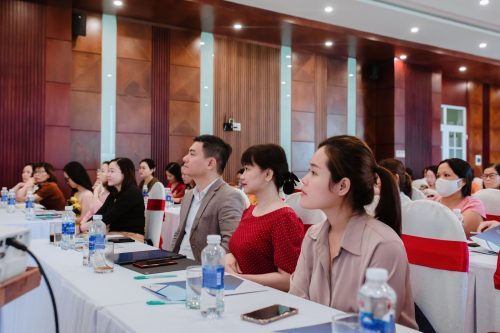 picture-1-1660880594-810-width1600height1066-500x333-1 Droppii đồng hành cùng phụ nữ địa phương Huế và Quảng Nam kiến tạo tương lai