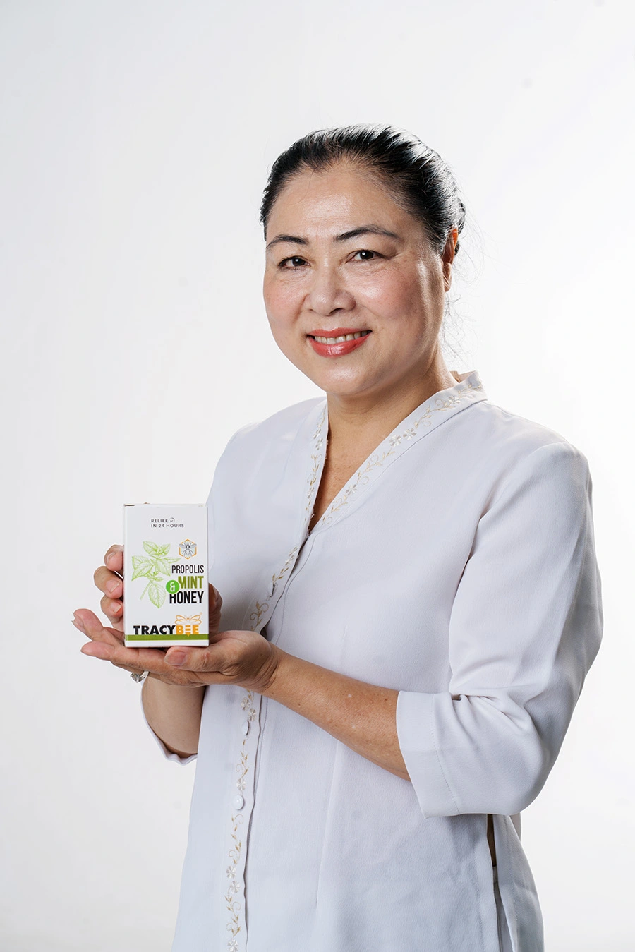 keo-ong-dang-xit-bac-ha keo ong dạng xịt vị bạc hà